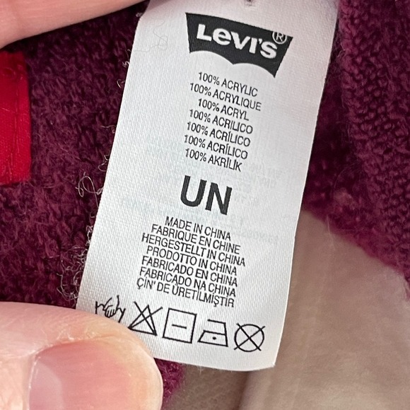 LEVIS Magenta Sweater Infinity Scarf - Picture 5 of 8